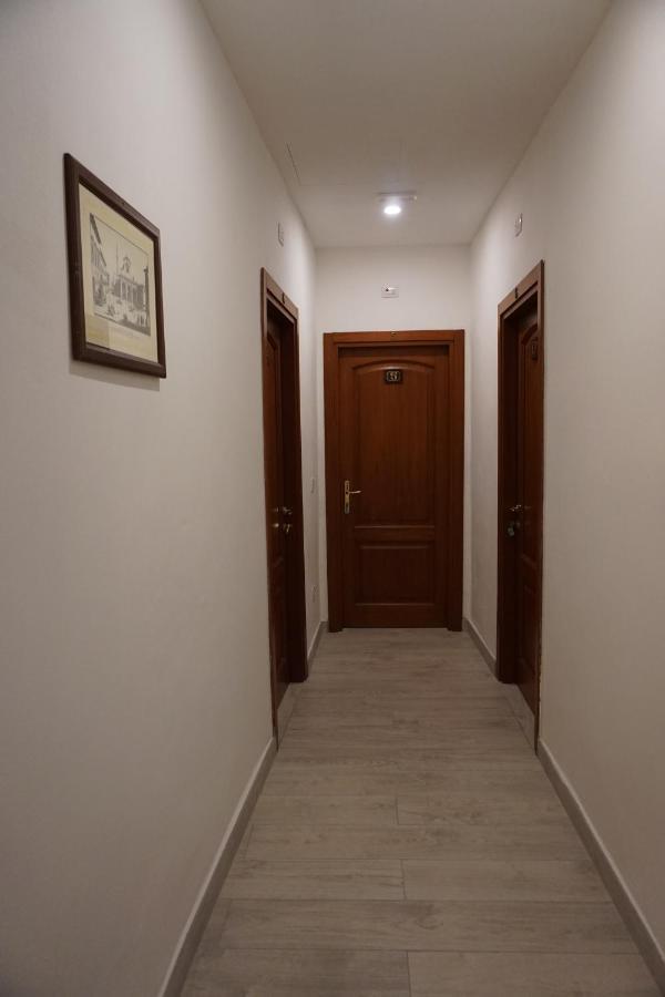 Holiday Rooms فلورنس المظهر الخارجي الصورة