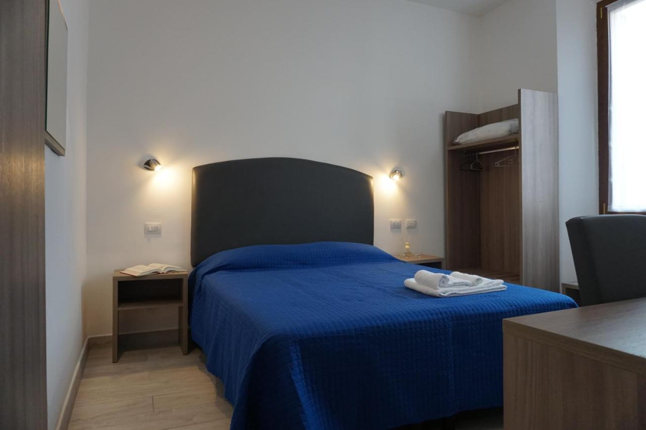 Holiday Rooms فلورنس المظهر الخارجي الصورة